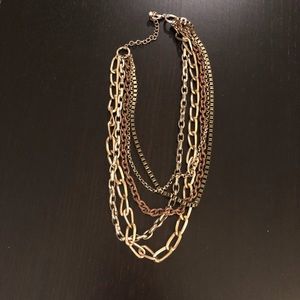 Metallic chain necklace